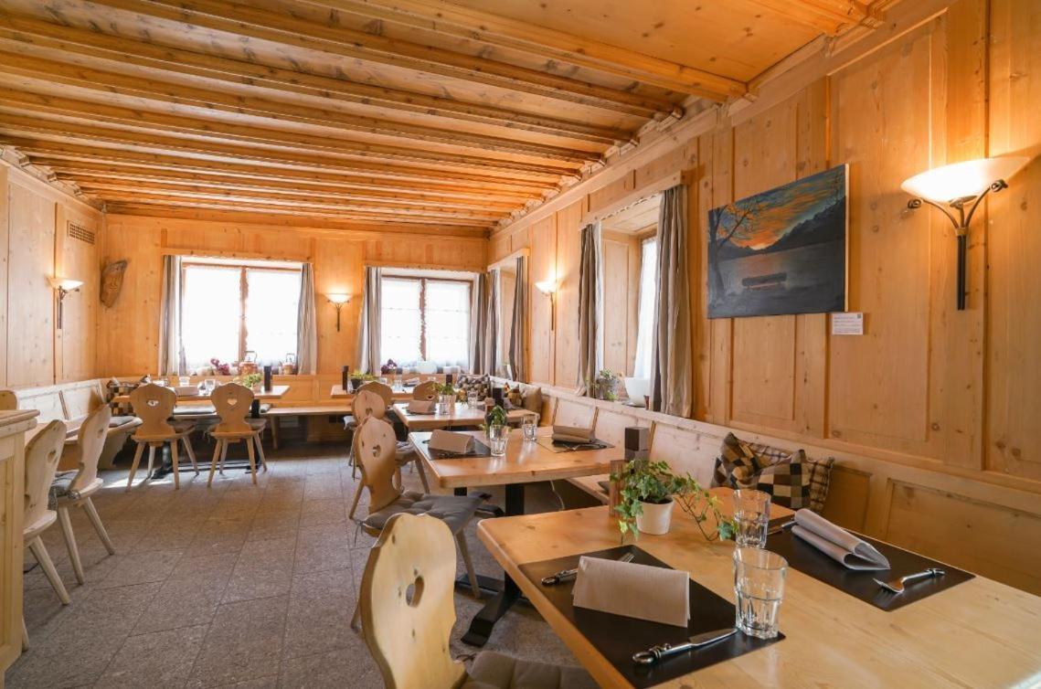 Gasthaus & Hotel Berninahaus Pontresina Exteriör bild