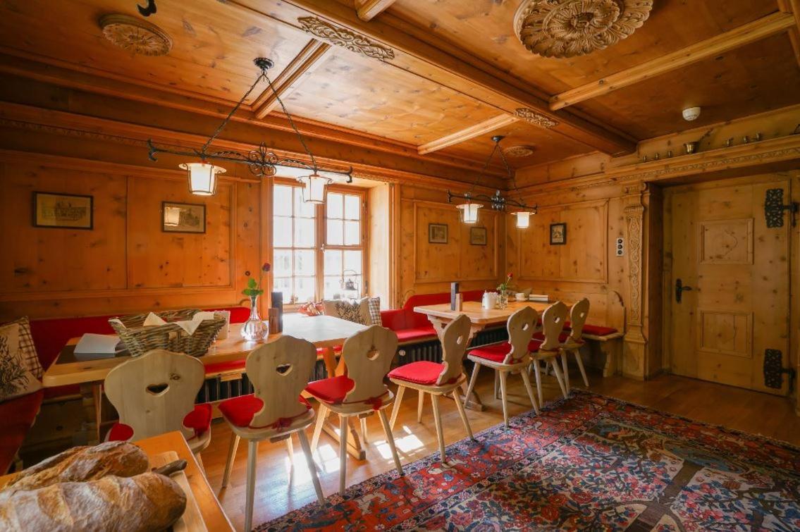Gasthaus & Hotel Berninahaus Pontresina Exteriör bild