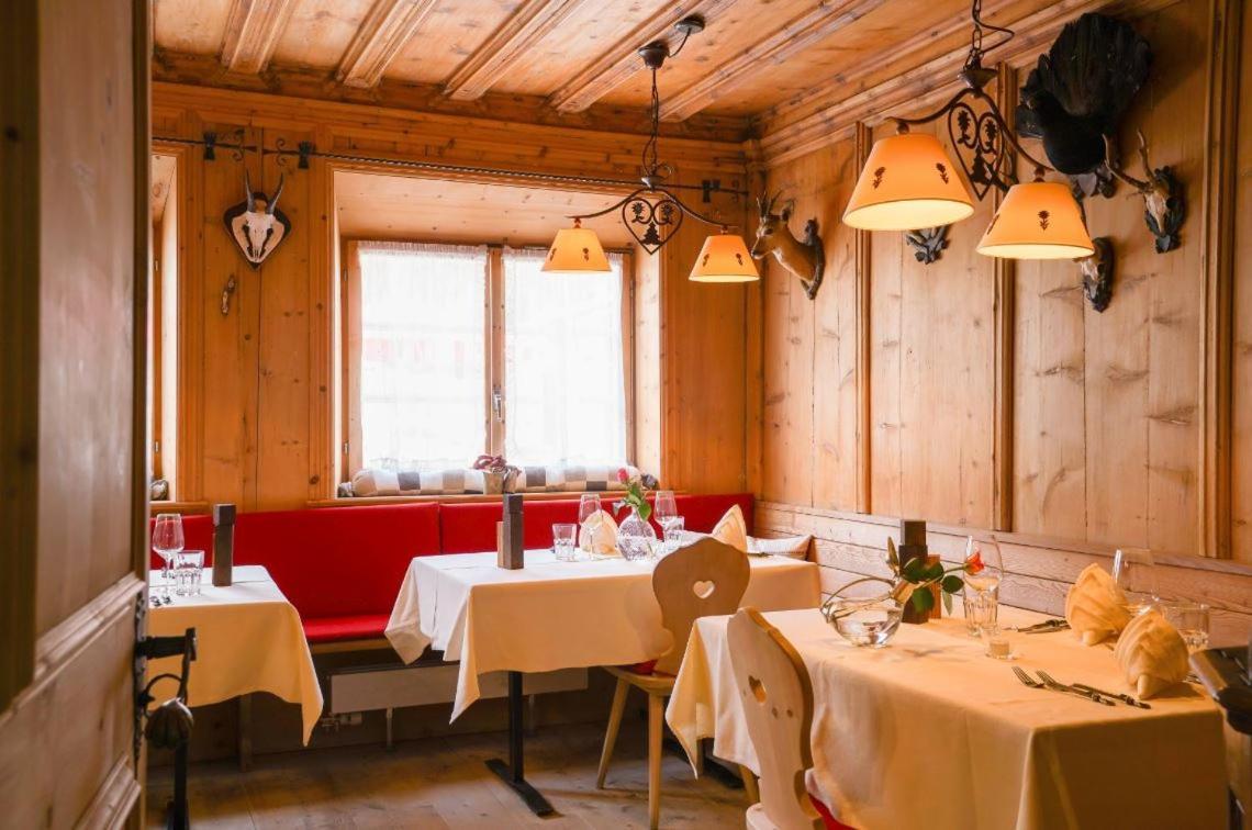 Gasthaus & Hotel Berninahaus Pontresina Exteriör bild